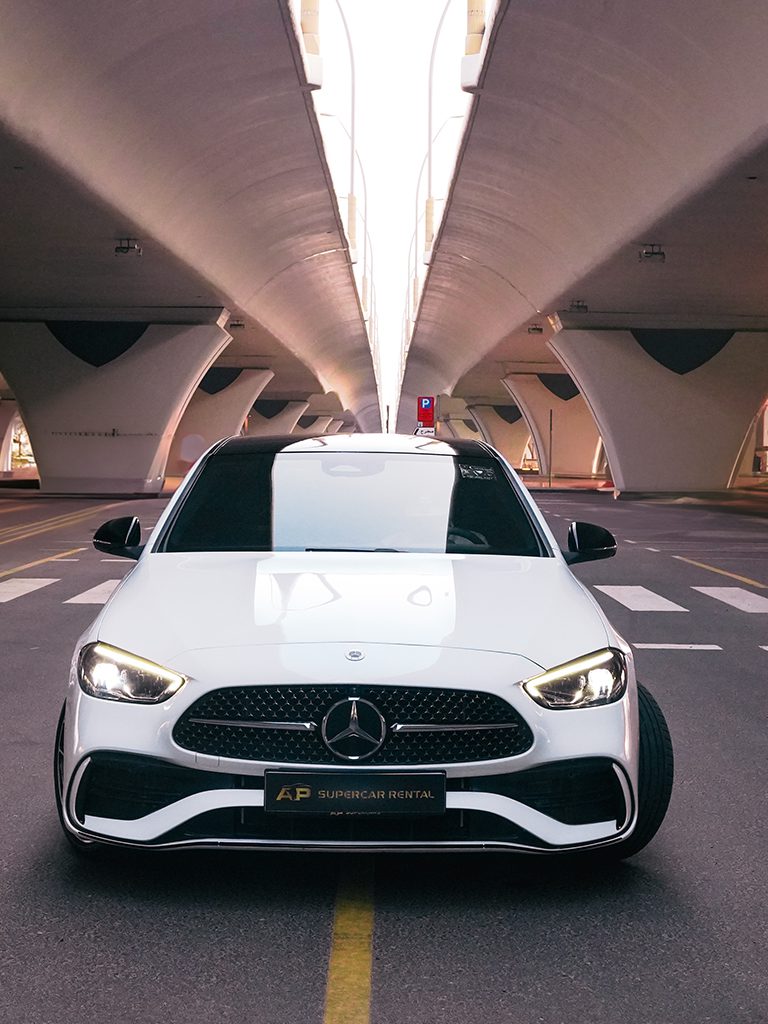 White Mercedes C 300